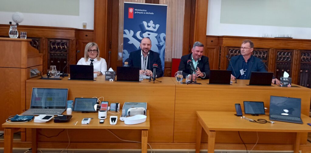 Česká telemedicína nemusí začít v nemocnici